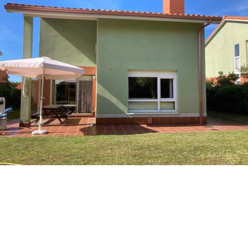 Chalet individual a 100 metros de las playas en Liencres.