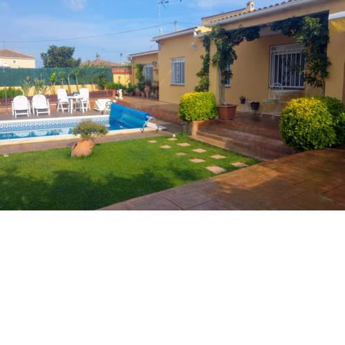 Chalet Privado con Piscina y Barbacoa