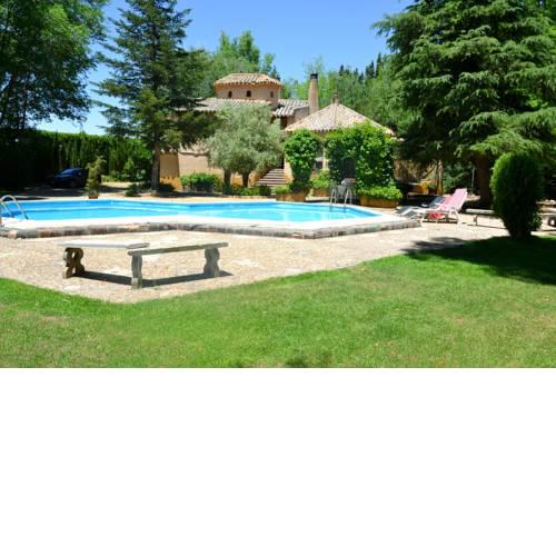 Chalet rural en La Mancha con jardin y piscina privados