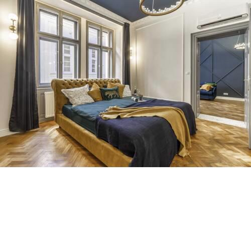 Charles Bridge Suite by Riverside