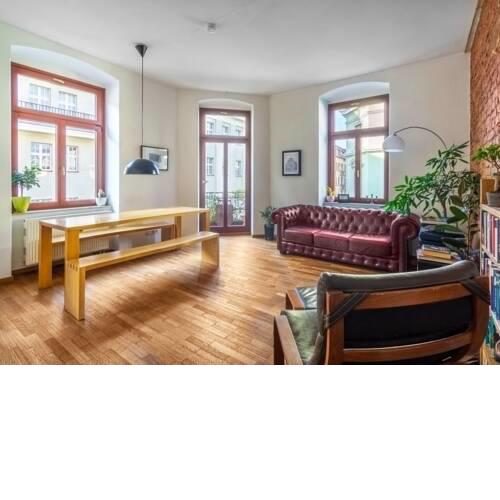 Charmante Altbauwohnung im Szenekiez mit Balkon
