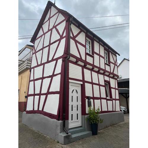 Charmantes denkmalgeschütztes Tiny House am Rhein