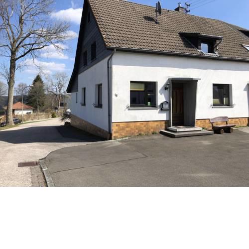 Charming Apartment in Ramscheid