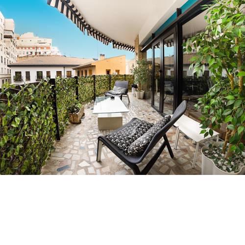 Charming Apartment with Terrace