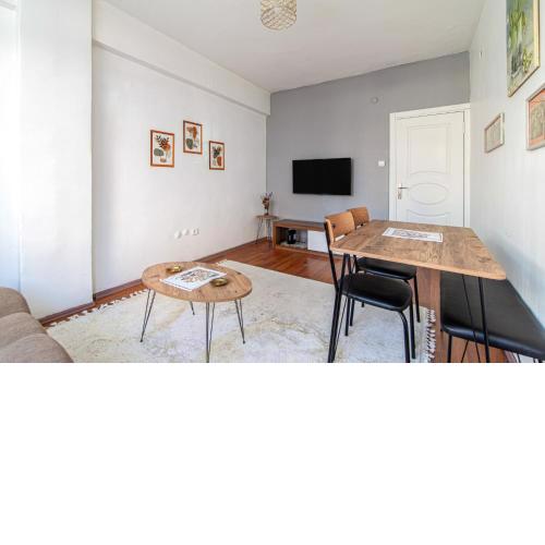 Charming Flat next to Cevahir Shopping Mall