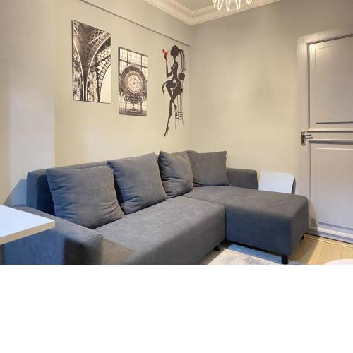 Charming Flat with Balcony in Sinanpasa Besiktas