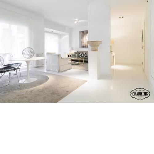 Charming Goya Luxury