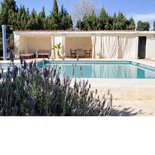 Charming Rural House And Pool 7 Min From The Beach