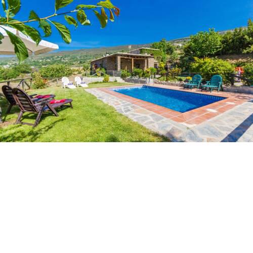 Charming rustic style house in an idyllic setting