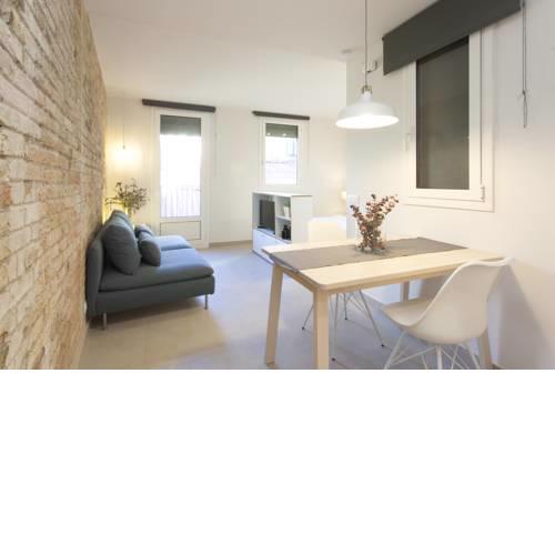 Charming Sagrada Familia EA
