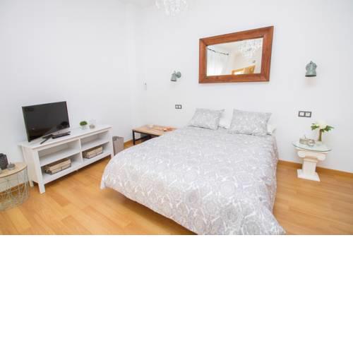 Charming Studio Refino