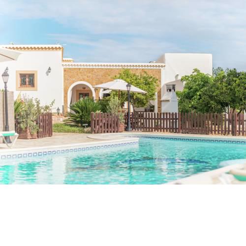 Charming Villa in Benirras with Jacuzzi
