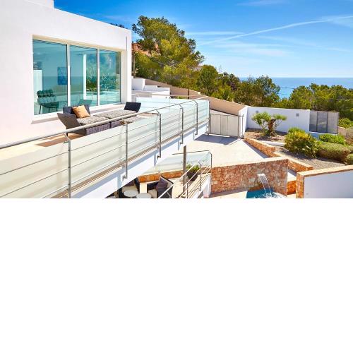 Charming villa with pool
