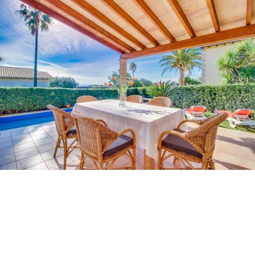 Charming villa with private pool and wifi