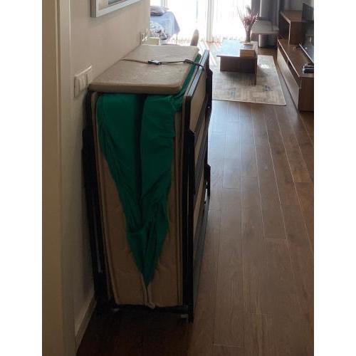Cheap and stylish unit with security