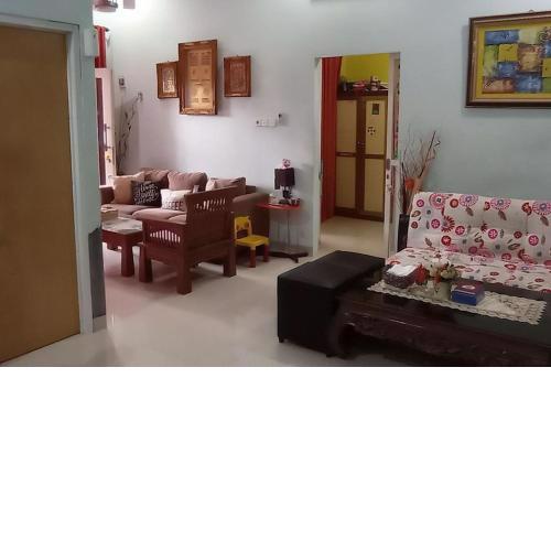 Cheerfull residential home - Dillair Home Stay