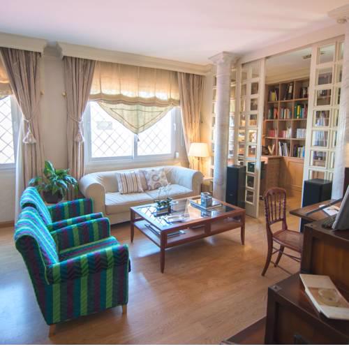 Chezmoihomes Luxury Penthouse