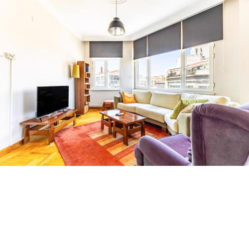 Chic Central Flat 5 min to Metro and Kadikoy Coast