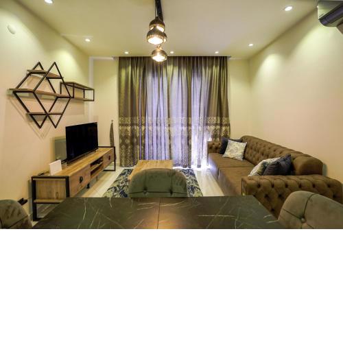 Chic Flat w Pool Spa 5 min to Beach in Alanya