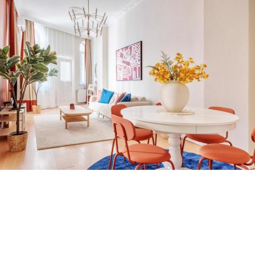 Chic Modern Flat w Balcony 5 min to Taksim