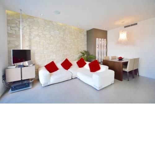 CHIC stylish apartment with 2 beds and roof terrac