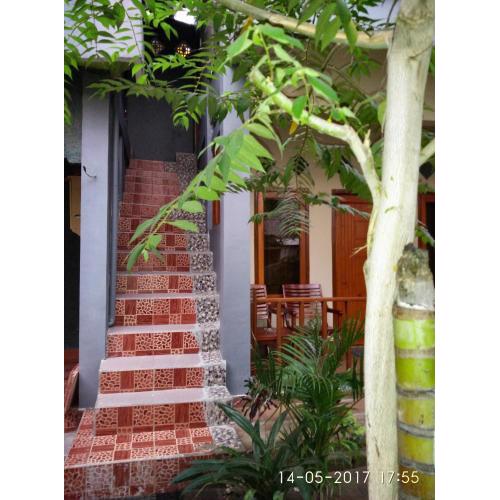 Chika House