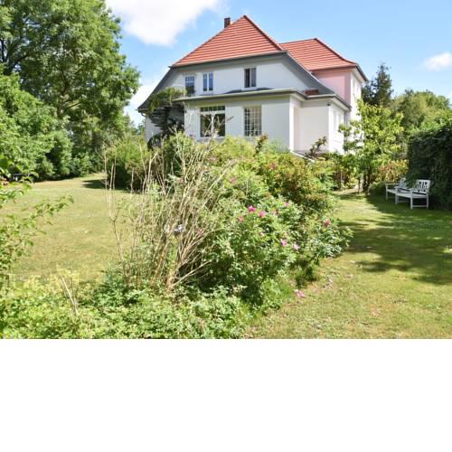 Child-friendly Apartment near Sea in Wittenbeck