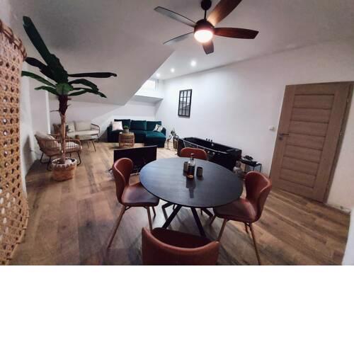 CHiLL N GRiLL APARTMENT