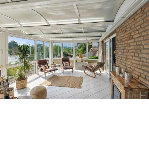 Chillout-Loft, 136qm, Wintergarten, E-Kamin, Massage-Sessel