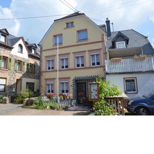 Comfortable Apartment in RachtigEifel near Lake