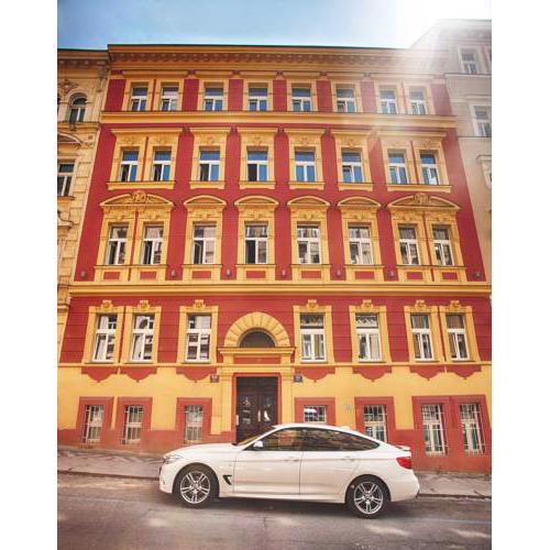 Churchill Apartments