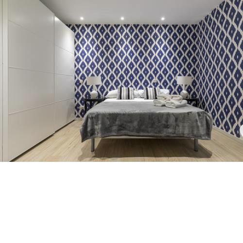 CIBELES Apartment (2BR 1BT)