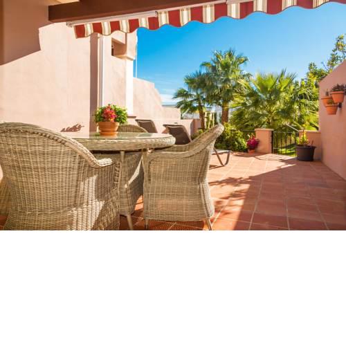 Cipreses House Nerja Canovas