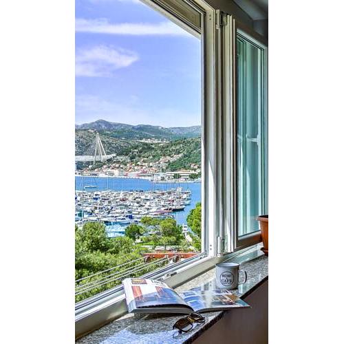 City Center Marina View apartments