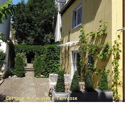 City Wohnungen & Cottage im Garten - zentral in der Dresdner Neustadt Louisenstrasse