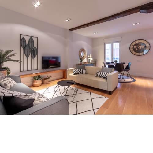 CITY HALL VI apartment by Aston Rentals