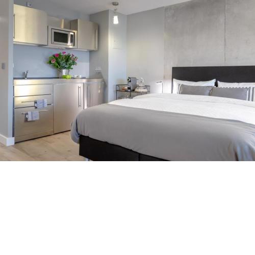 City Loft 008 "Strandnahes 1 Zimmer Appartement in der Innenstadt" mit Balkon