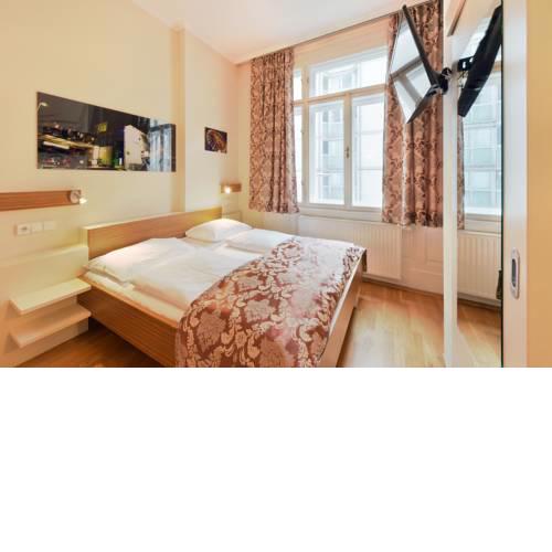 City Rooms Pension