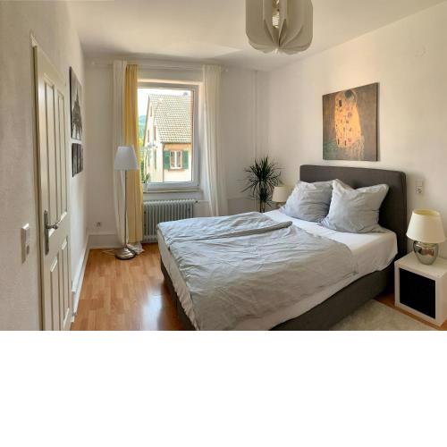 Citynah: Apartment mit Altbauflair in ruhiger Lage