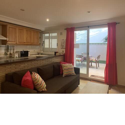 Ciutat Vella Apartment