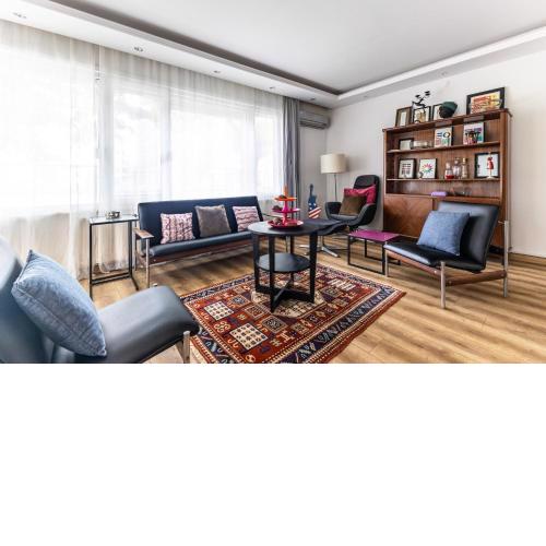 Classic Flat 10 min to Bagdat Street in Suadiye