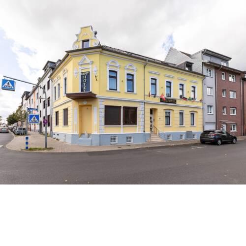 Classy Apartment in Oberhausen with Garden near Museum