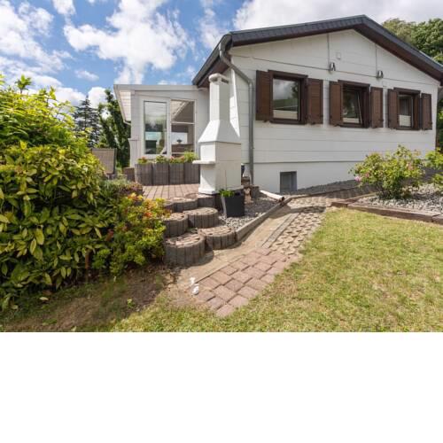 Classy Holiday Home in Gerolstein with Barbecue