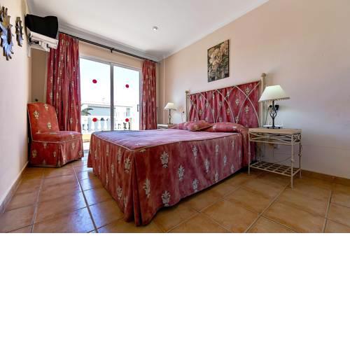 Club la Mar Apartments