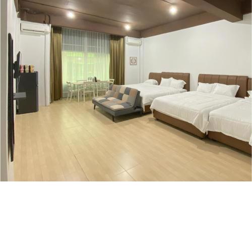 CN Homestay C1 Floor 3 at Nagoya Hill Mall