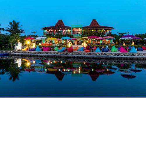 Coconut Island Carita - CHSE Certified