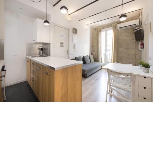 Collblanc 2 Fira & Camp Nou by Seasidehomes