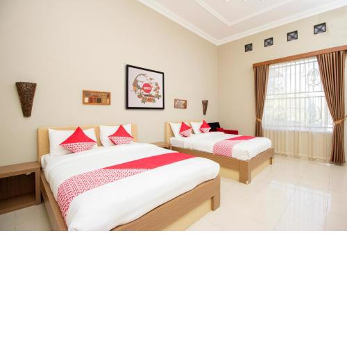 Collection O 1061 Aliya Homestay