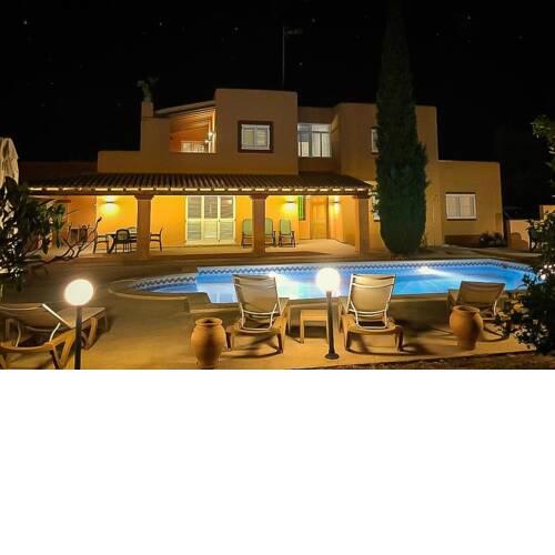 Colonia de Sant Jordi Villa Sleeps 10 Pool Air Con