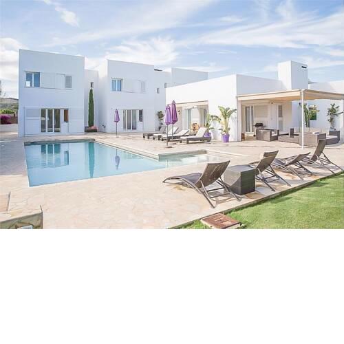 Colonia de Sant Jordi Villa Sleeps 11 Pool Air Con